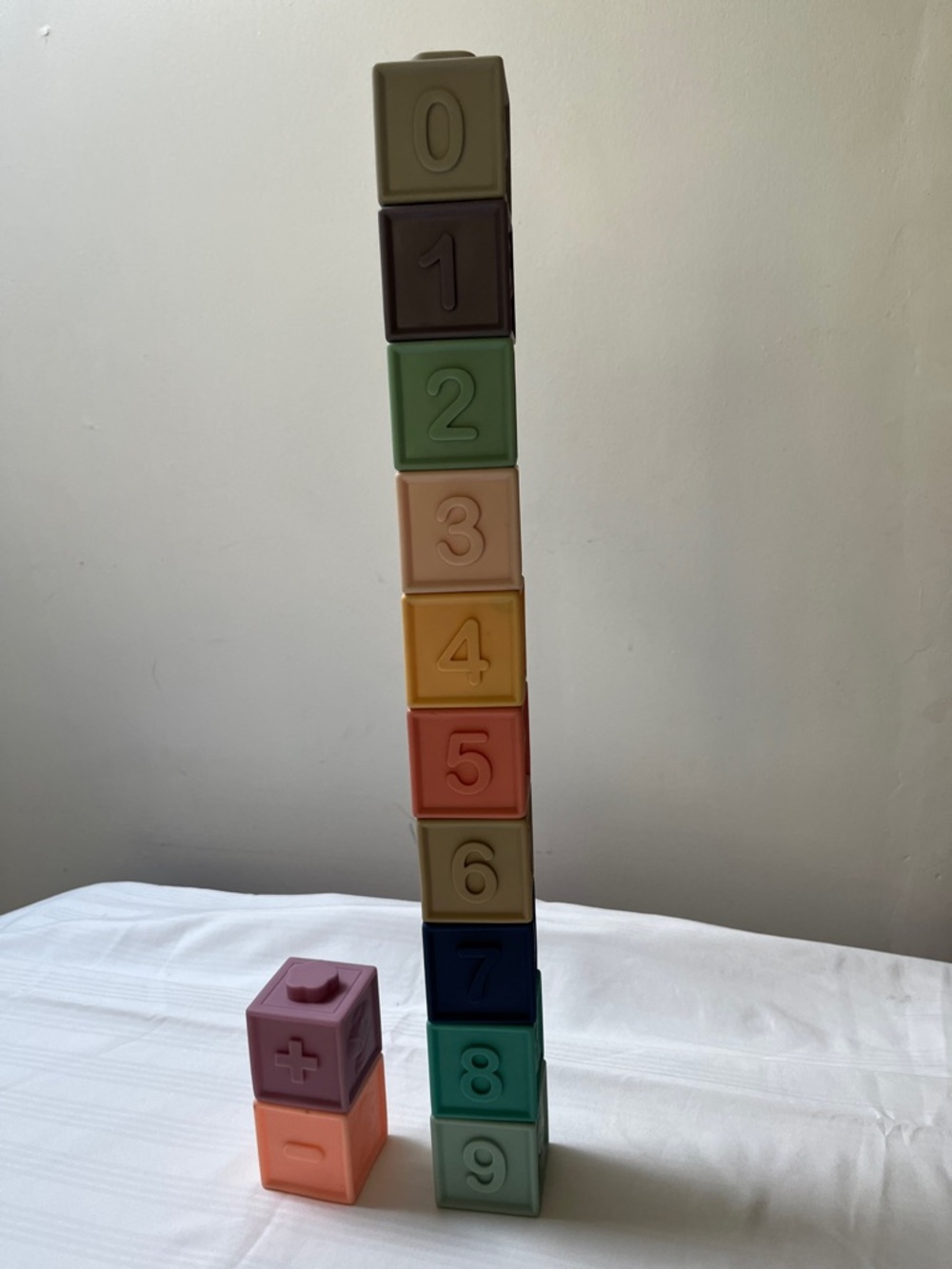 Number Stack Learning Blocks Set - Assorted Pastel Colors - Picture 8 of 10